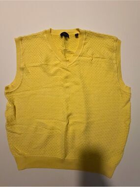 Men's Yellow V-Neck Knit Sweater Vest-Med